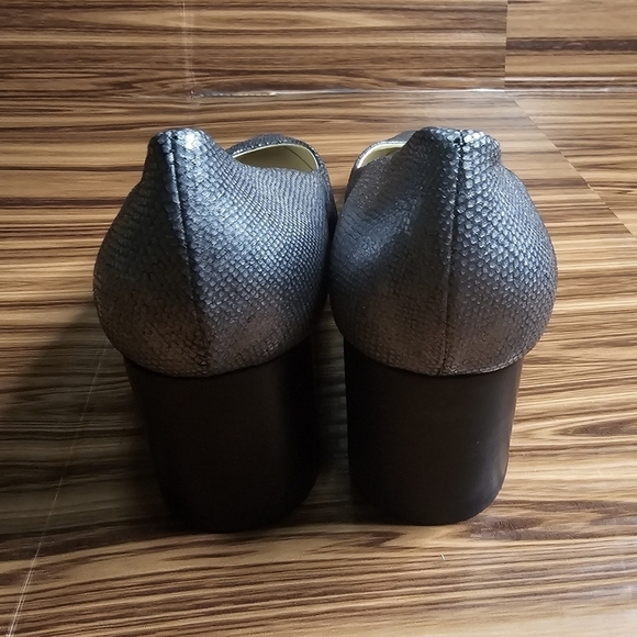 Firenze.Studio Metallic Pewter Pumps Size 6 - Picture 5 of 6